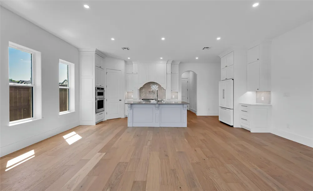 13052 Rainier Drive Woodway, TX 76712