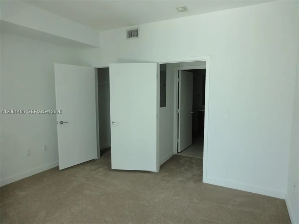 79 SW 12th St #1203-S Miami, FL 33130
