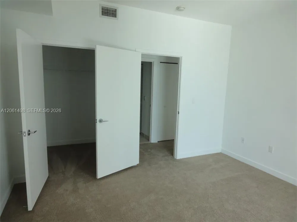 79 SW 12th St #1203-S Miami, FL 33130