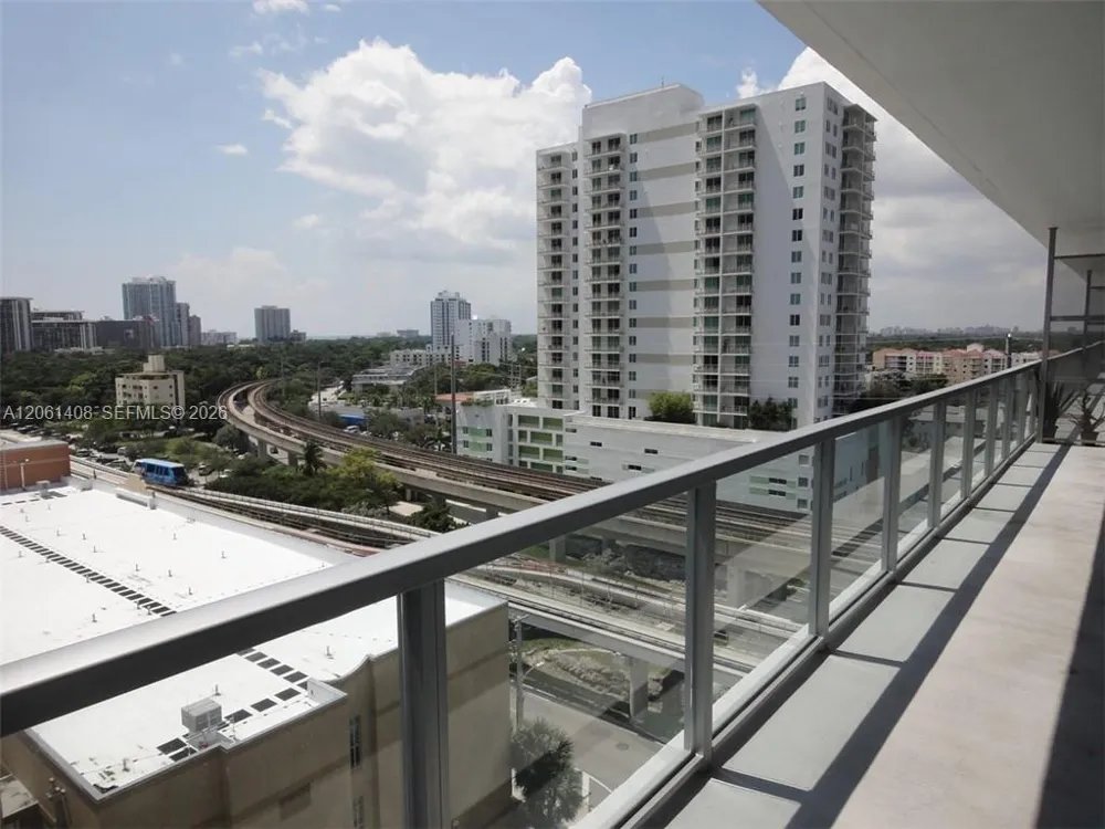 79 SW 12th St #1203-S Miami, FL 33130