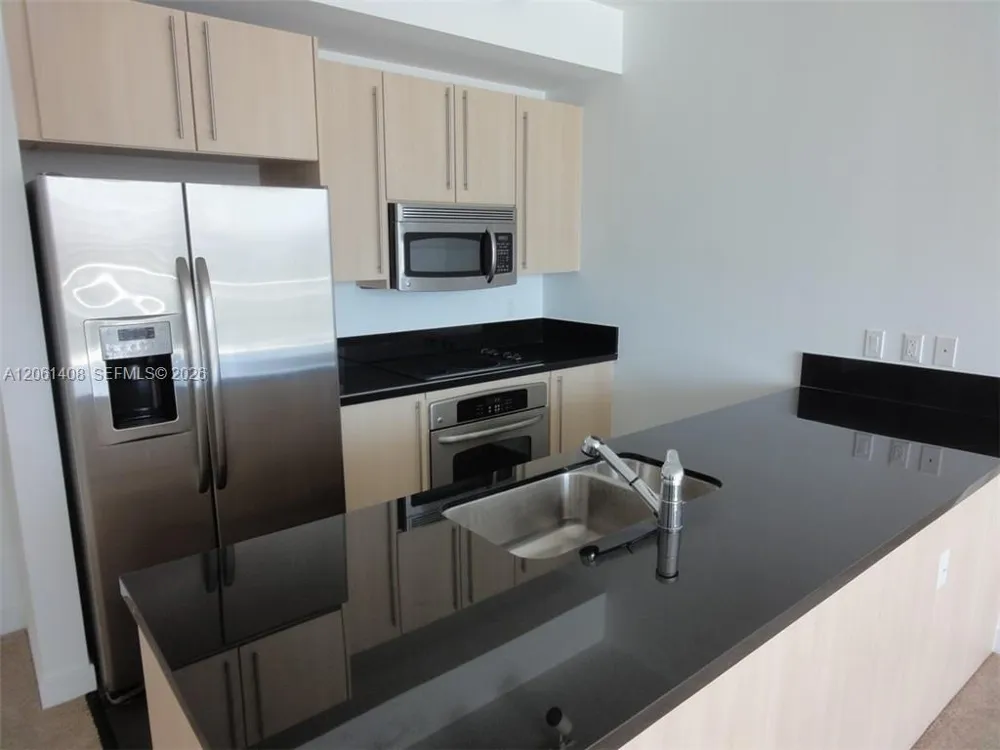 79 SW 12th St #1203-S Miami, FL 33130