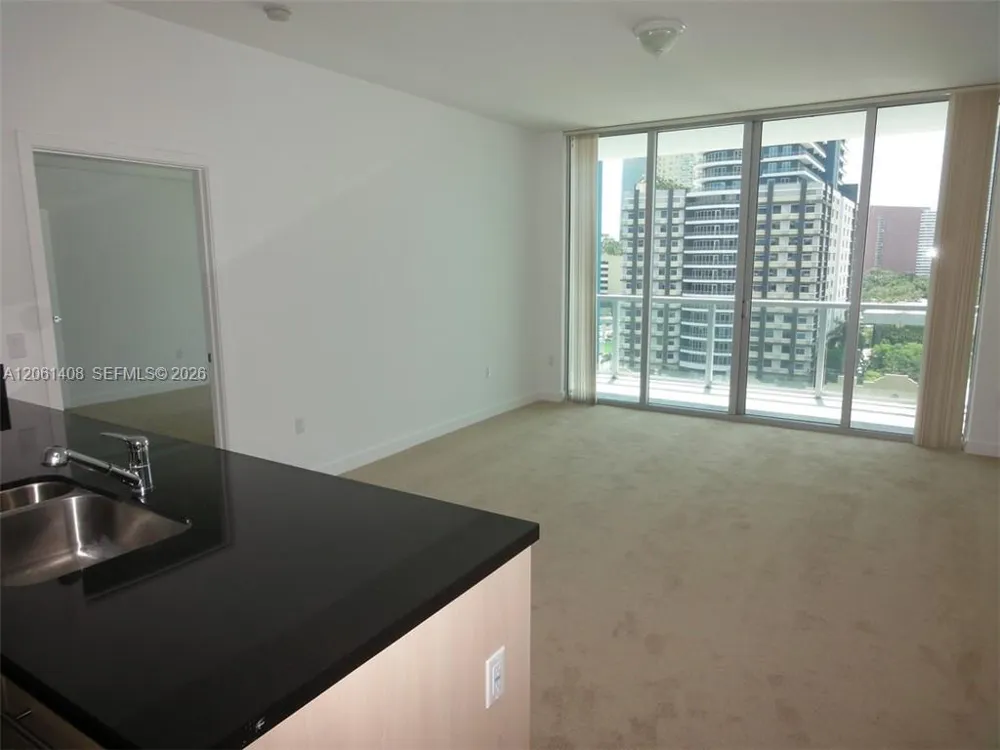 79 SW 12th St #1203-S Miami, FL 33130