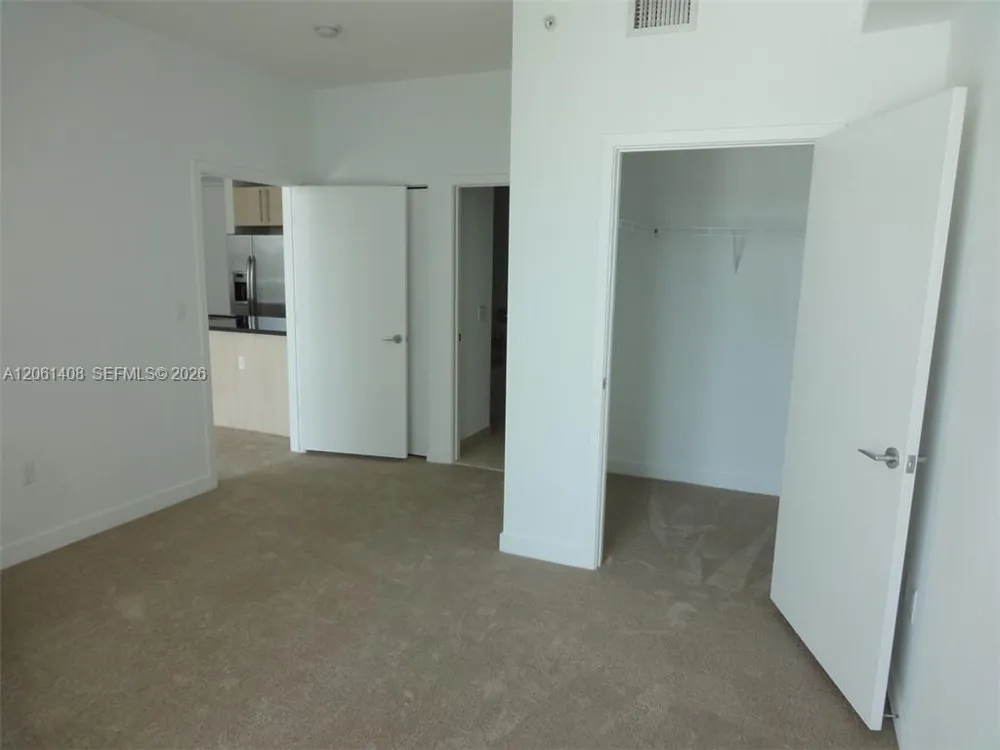 79 SW 12th St #1203-S Miami, FL 33130