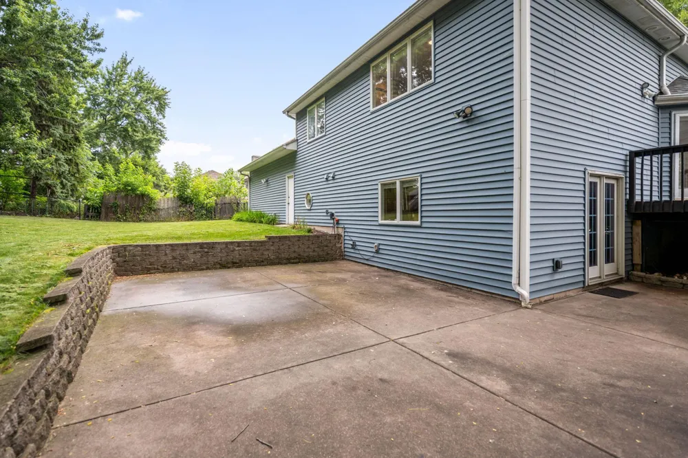 2535 Sylvan Street Little Canada, MN 55117