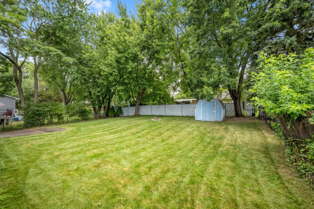 2535 Sylvan Street Little Canada, MN 55117