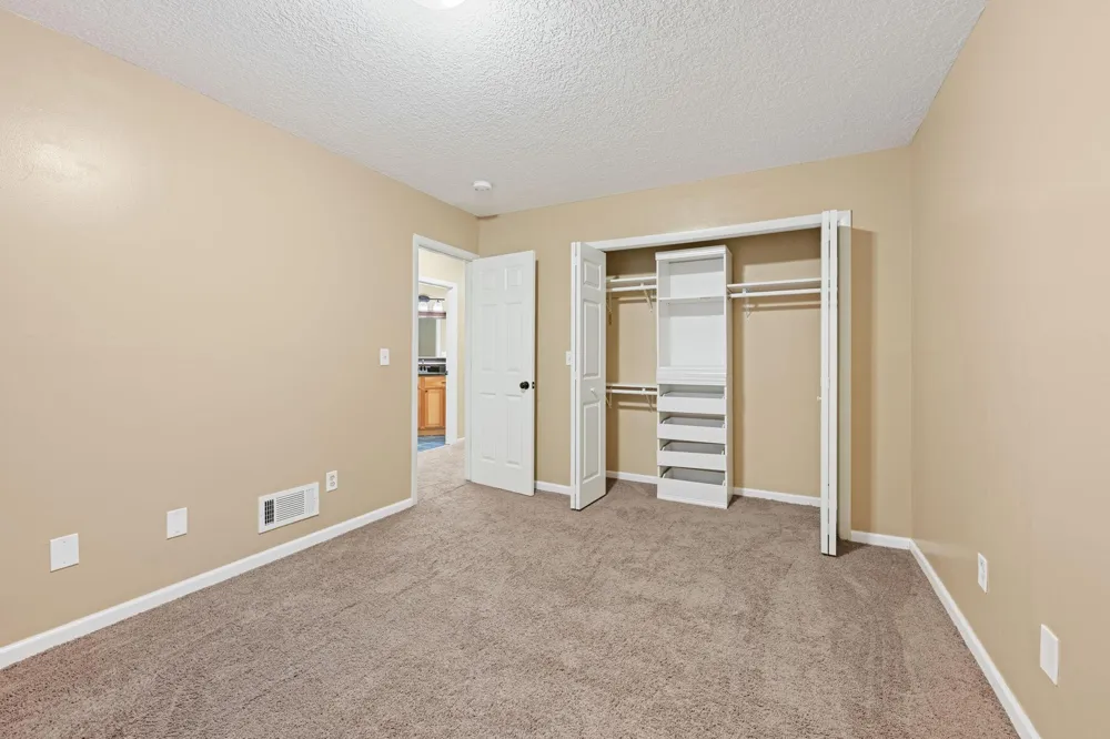 2535 Sylvan Street Little Canada, MN 55117