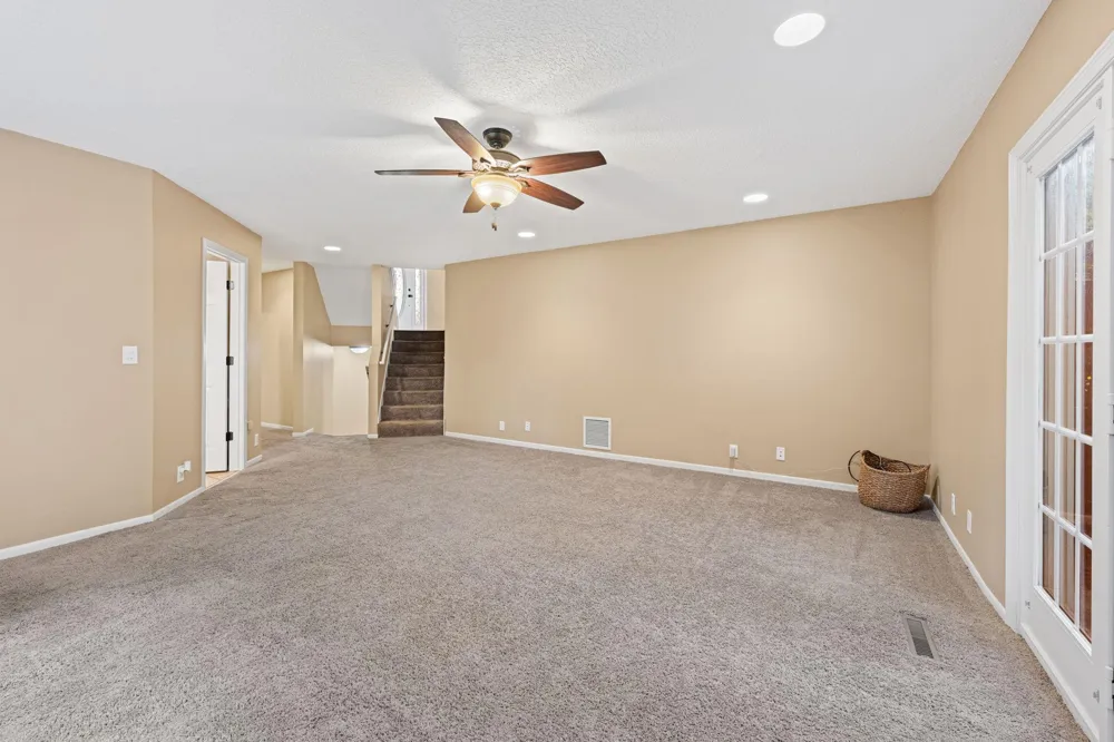 2535 Sylvan Street Little Canada, MN 55117
