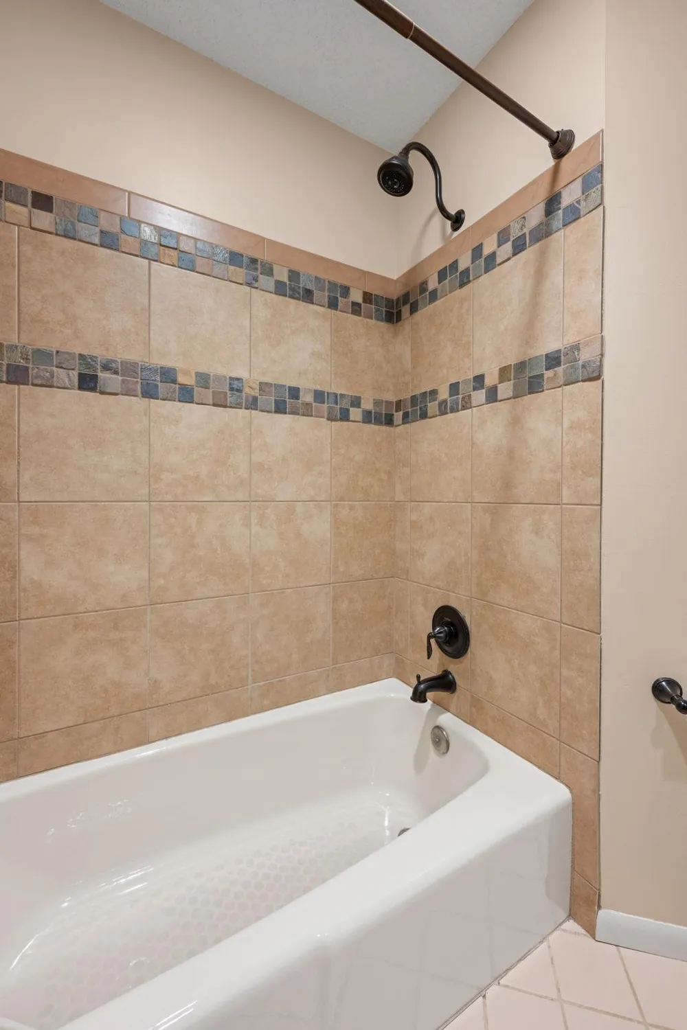 2535 Sylvan Street Little Canada, MN 55117