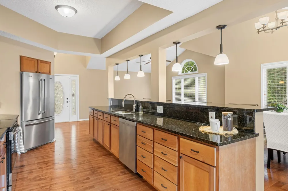 2535 Sylvan Street Little Canada, MN 55117