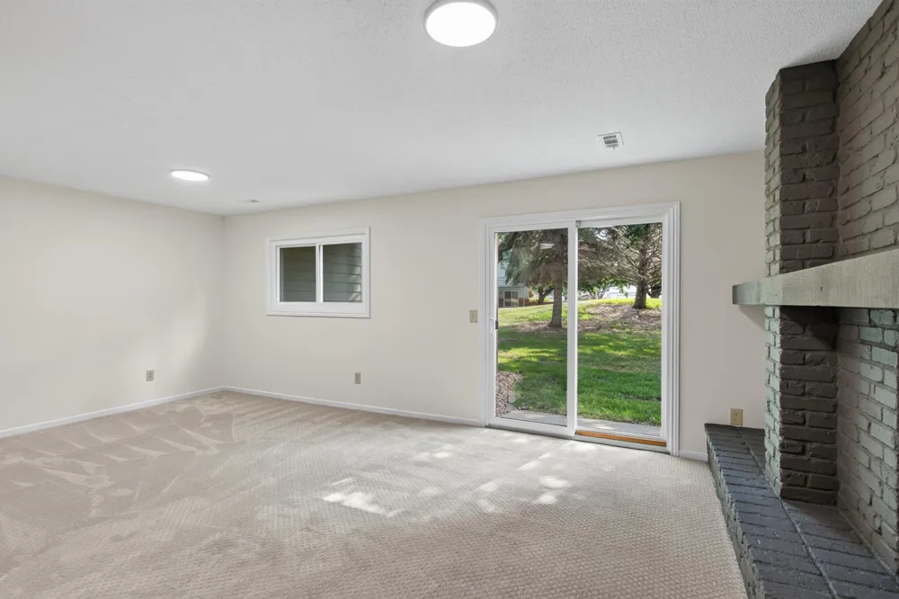 11219 Xavier Road Bloomington, MN 55437