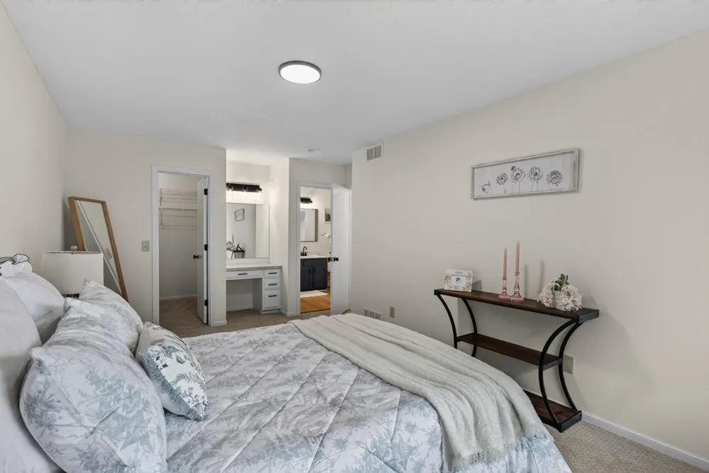 11219 Xavier Road Bloomington, MN 55437