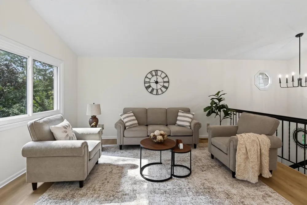 11219 Xavier Road Bloomington, MN 55437