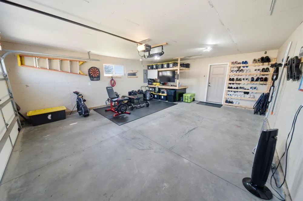 148 Highland Circle Zumbrota, MN 55992