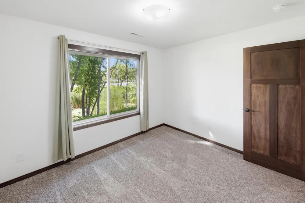 148 Highland Circle Zumbrota, MN 55992
