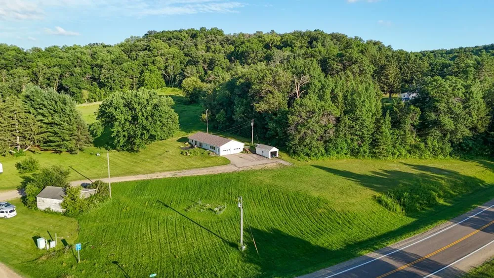 34155 Betcher Trail Goodhue, MN 55027