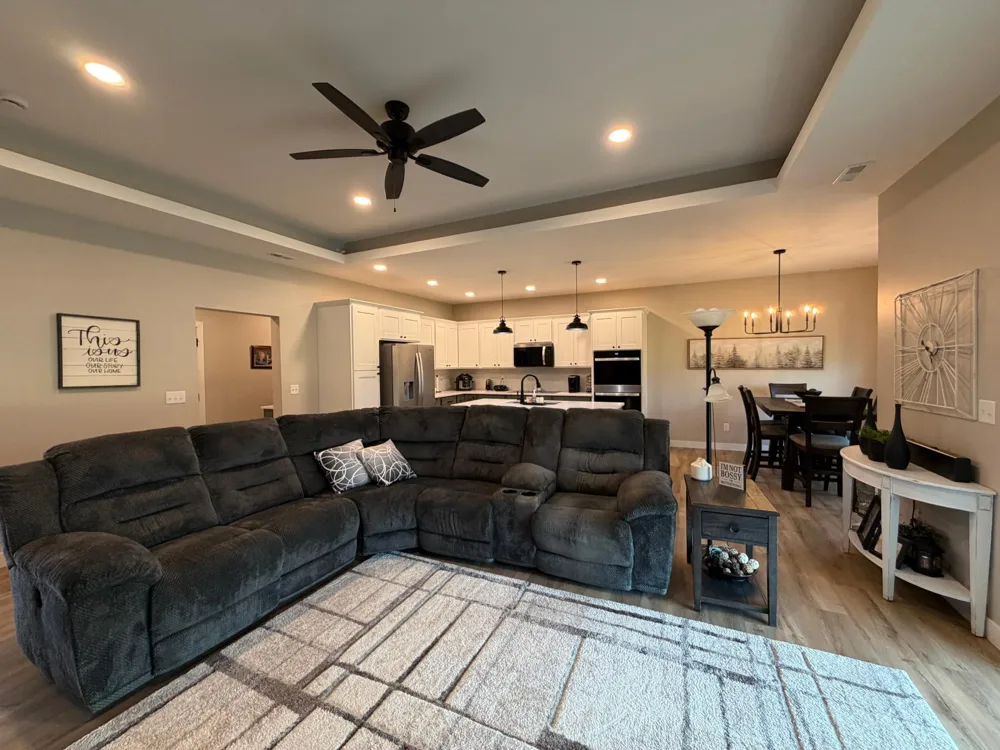 719 Tallgrass Circle Luverne, MN 56156