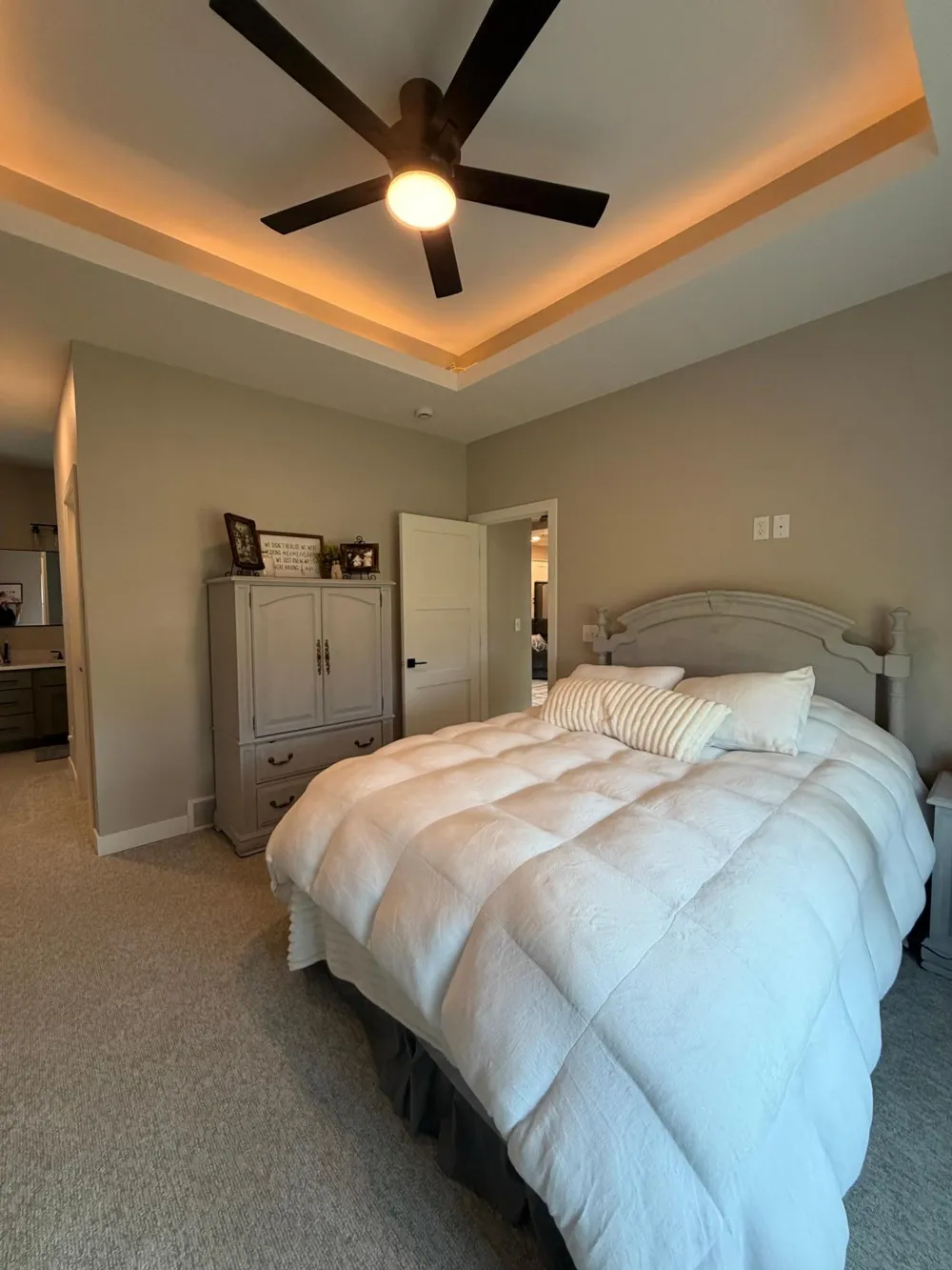 719 Tallgrass Circle Luverne, MN 56156