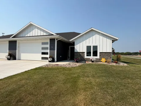 719 Tallgrass Circle