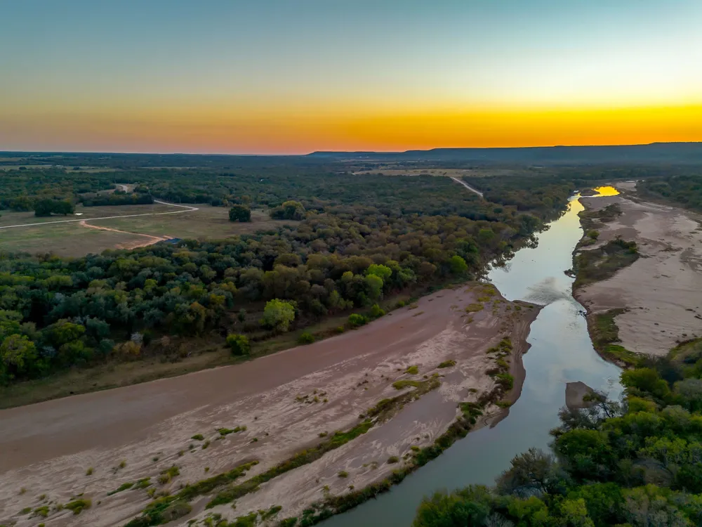 51 Cattle Trail Trail Palo Pinto, TX 76484
