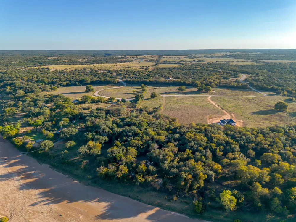 51 Cattle Trail Trail Palo Pinto, TX 76484