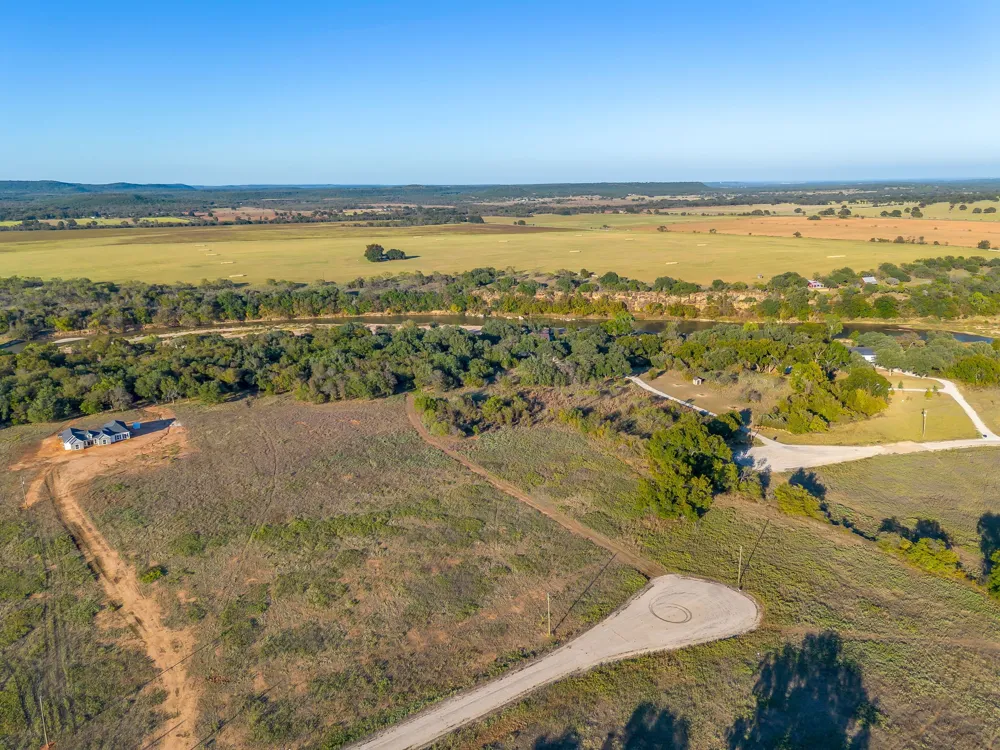 51 Cattle Trail Trail Palo Pinto, TX 76484