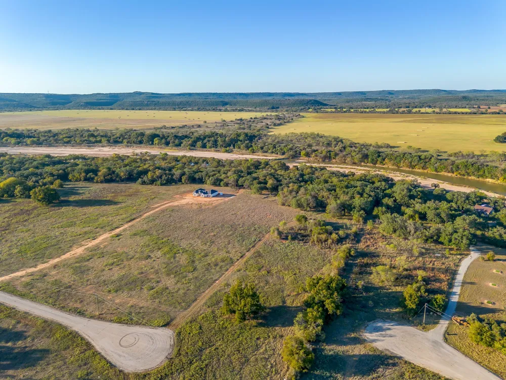 51 Cattle Trail Trail Palo Pinto, TX 76484