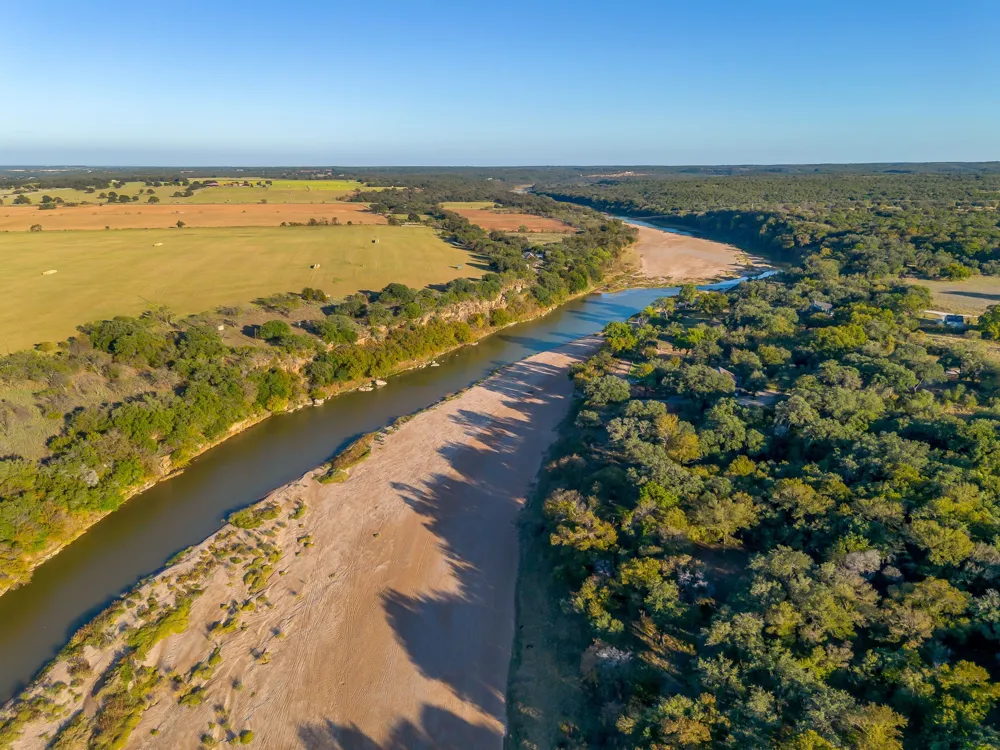 51 Cattle Trail Trail Palo Pinto, TX 76484