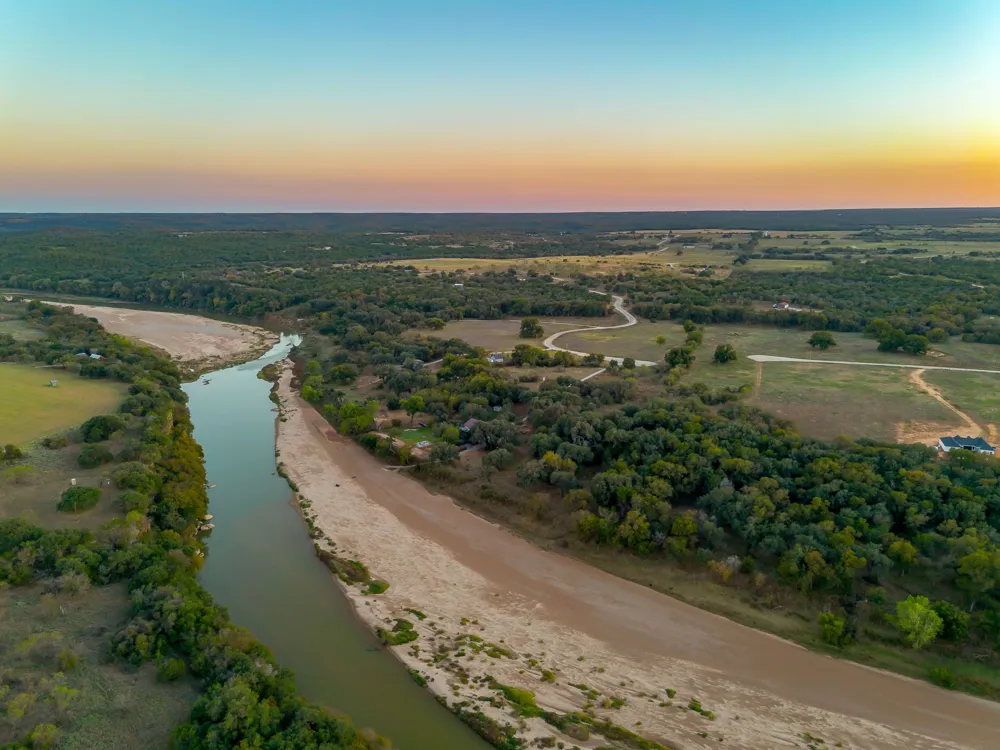 51 Cattle Trail Trail Palo Pinto, TX 76484