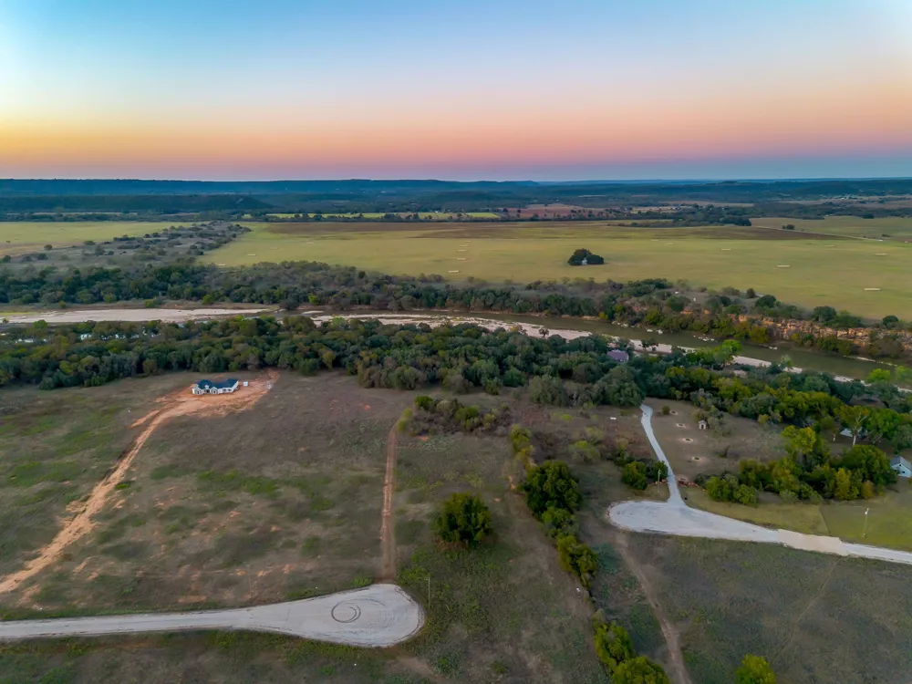 51 Cattle Trail Trail Palo Pinto, TX 76484