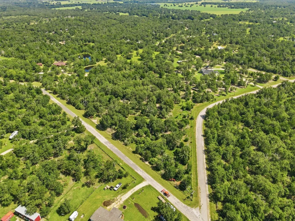 300 Moss Oak Drive Somerville, TX 77879