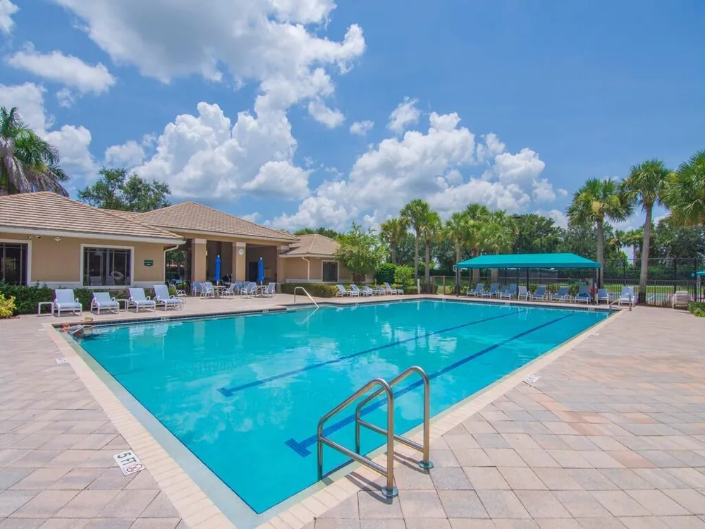 1975 Grey Falcon Circle SW Vero Beach, FL 32962