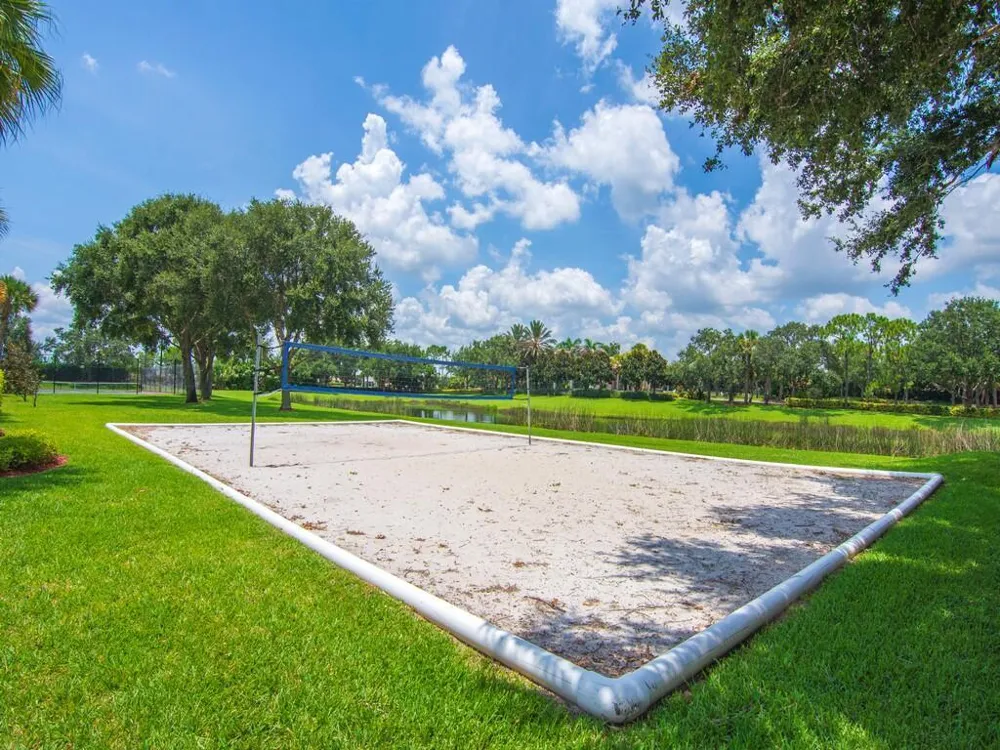 1975 Grey Falcon Circle SW Vero Beach, FL 32962