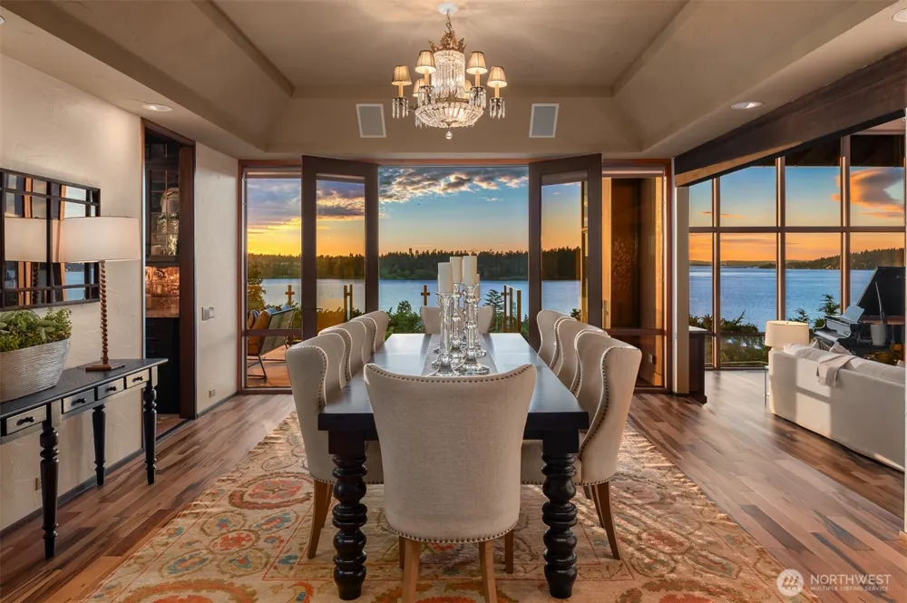 7445 SE 71st Street Mercer Island, WA 98040