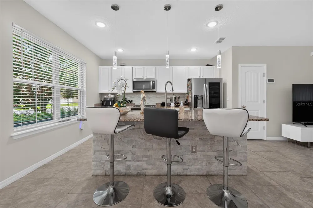 10108 SALT POINT DRIVE Winter Garden, FL 34787
