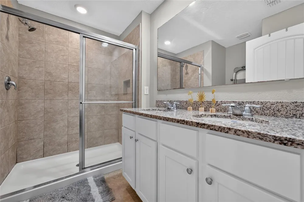 10108 SALT POINT DRIVE Winter Garden, FL 34787