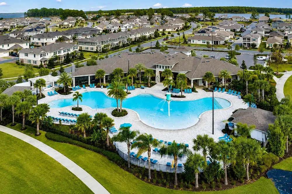 10108 SALT POINT DRIVE Winter Garden, FL 34787