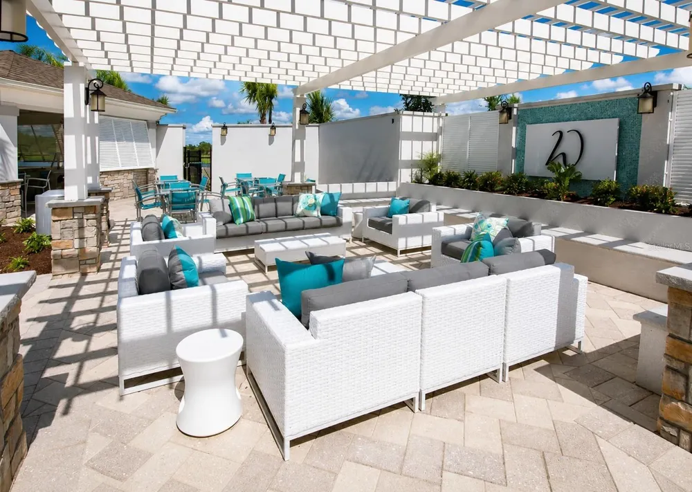 10108 SALT POINT DRIVE Winter Garden, FL 34787