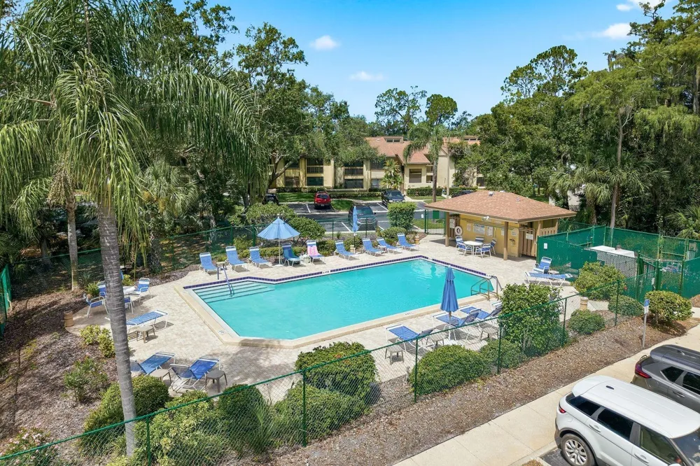 10 WOODLAKE PLACE Oldsmar, FL 34677