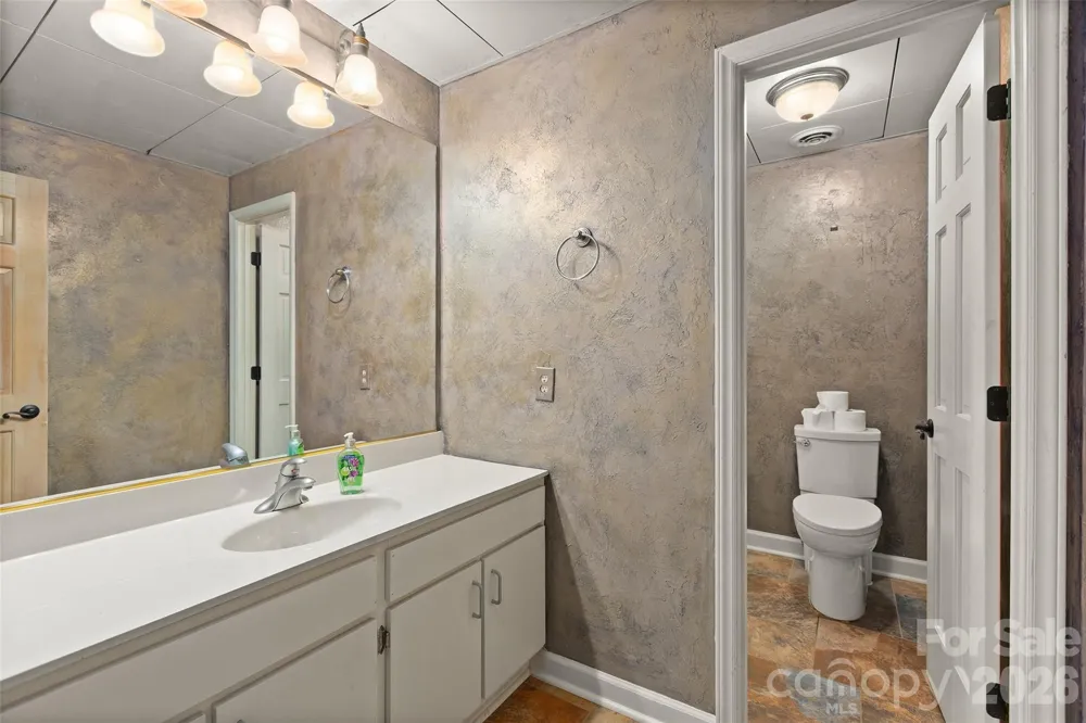248 Periwinkle Lane Lexington, NC 27292