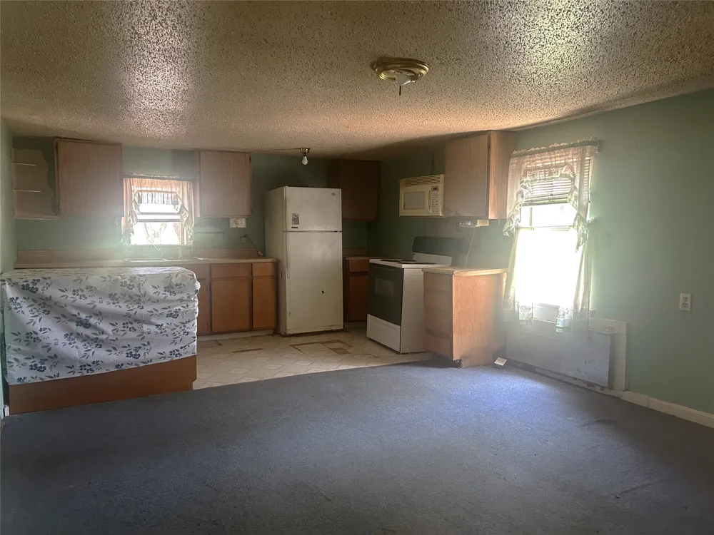 1604 3rd Merkel, TX 79536