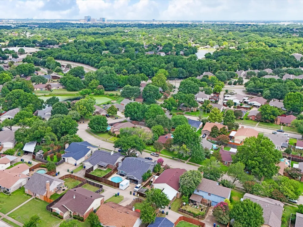 2922 Spring Brook Drive Garland, TX 75044