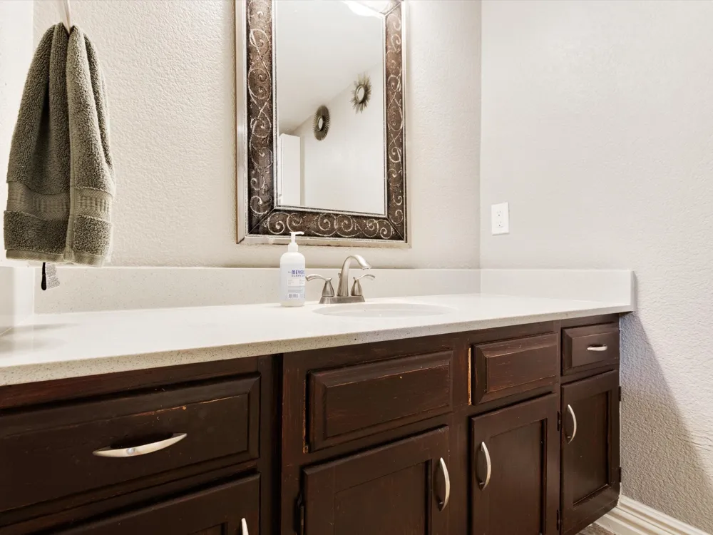 2922 Spring Brook Drive Garland, TX 75044