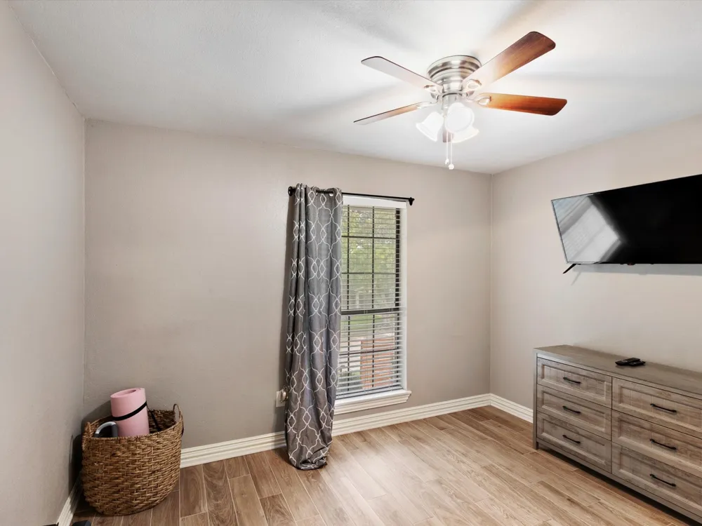 2922 Spring Brook Drive Garland, TX 75044