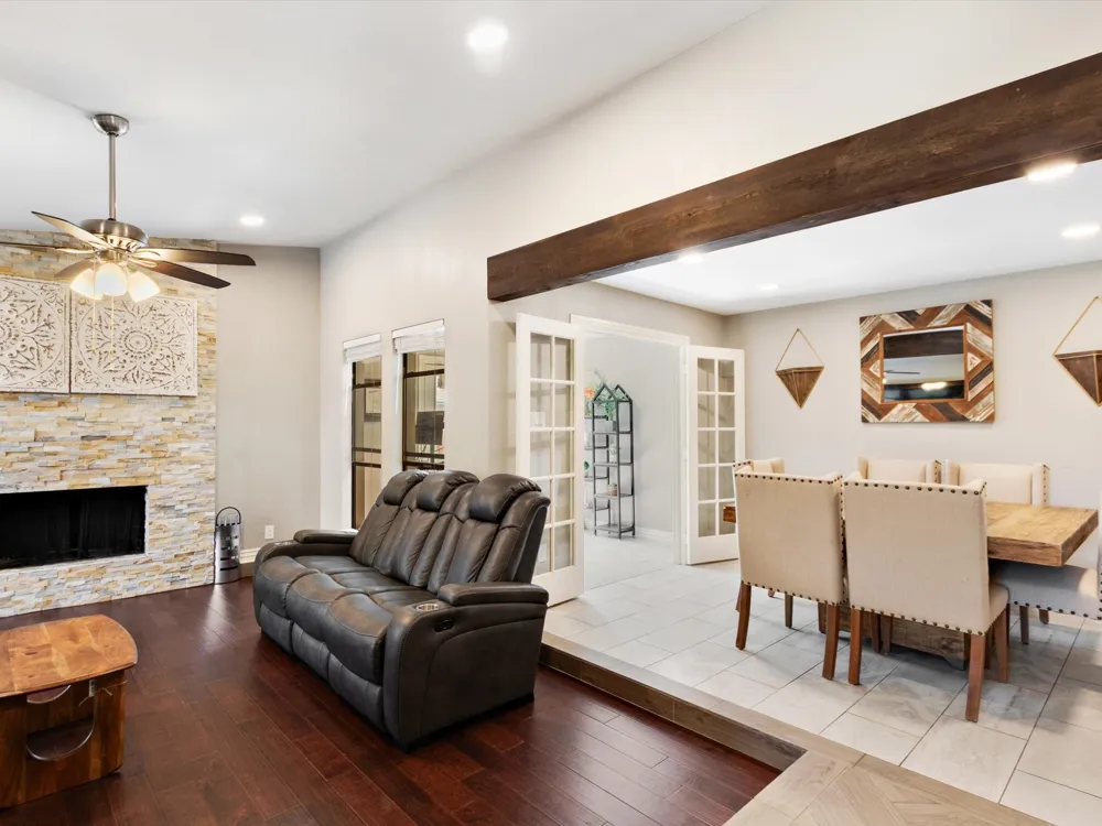 2922 Spring Brook Drive Garland, TX 75044