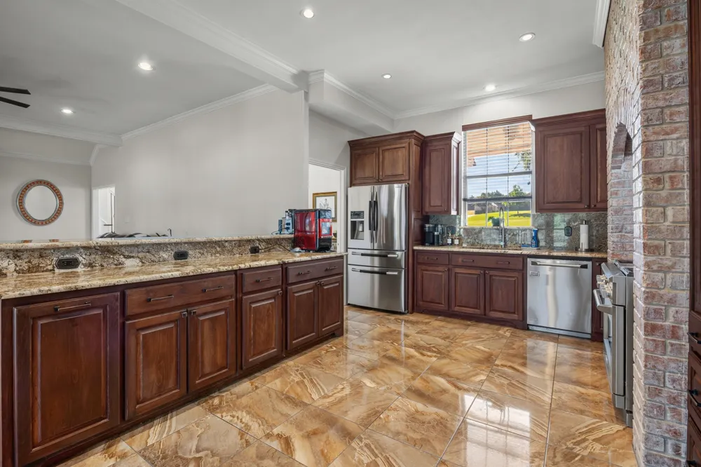 141 Creekview Lane Crandall, TX 75114