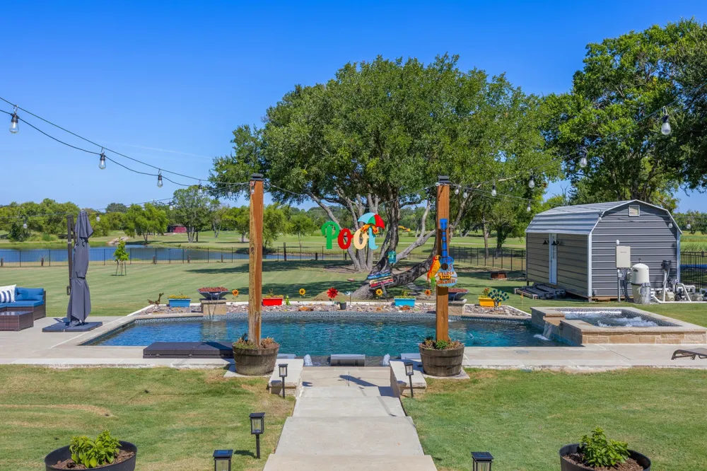 141 Creekview Lane Crandall, TX 75114