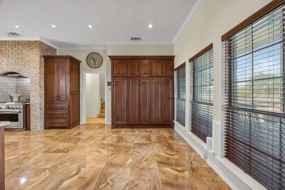 141 Creekview Lane Crandall, TX 75114