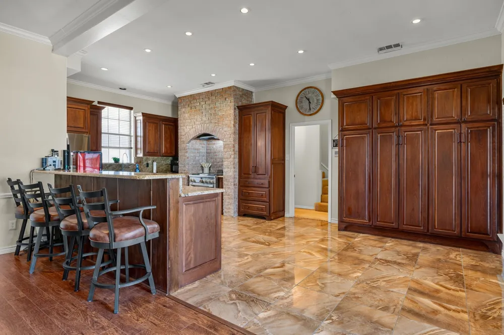 141 Creekview Lane Crandall, TX 75114