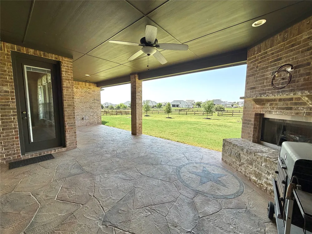 3409 Westhill Circle Northlake, TX 76247