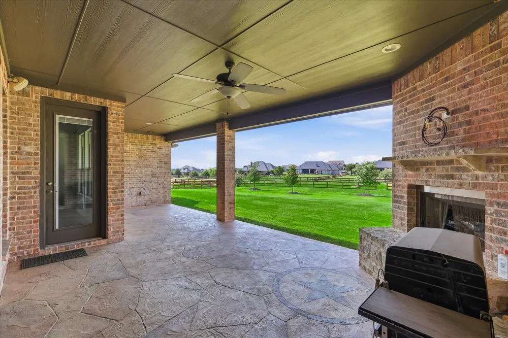 3409 Westhill Circle Northlake, TX 76247